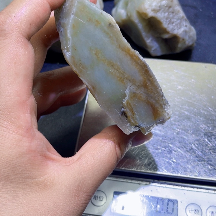 未镶嵌和田玉珠宝半成品