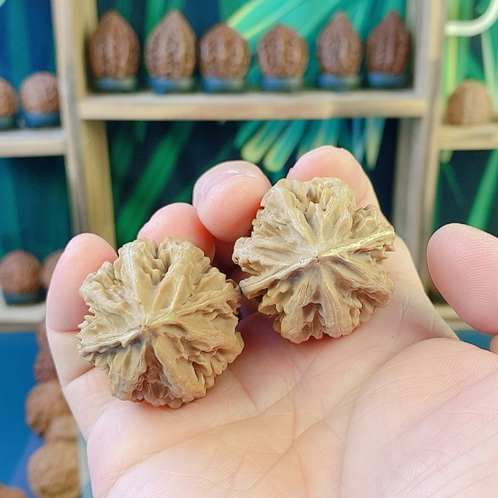 吊坠文玩核桃82多棱塔