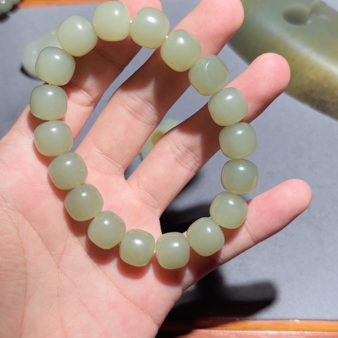 和田玉手链未镶嵌