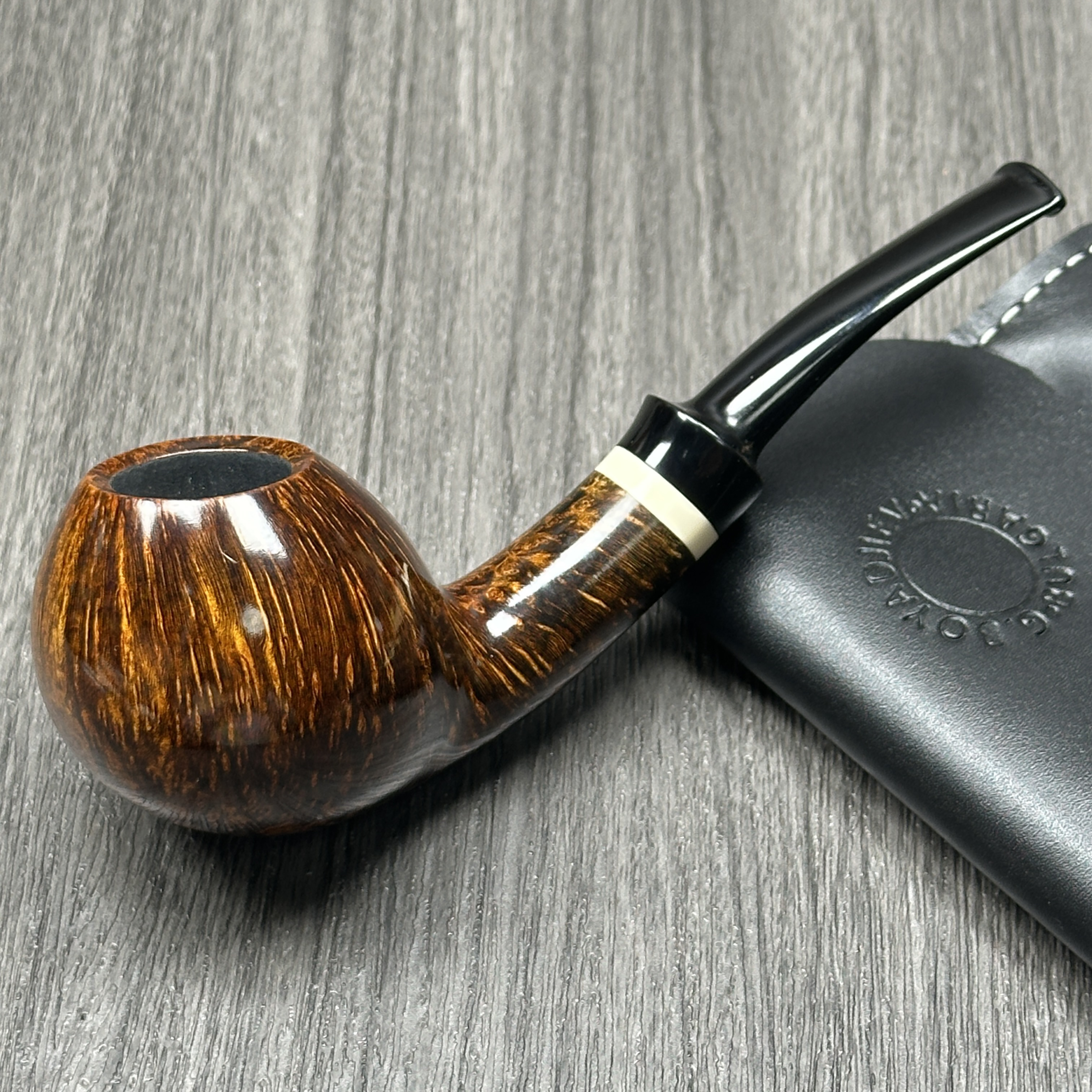 保加利亚博雅杰夫烟斗双A级别光面河豚斗自由式石楠木手工进口斗