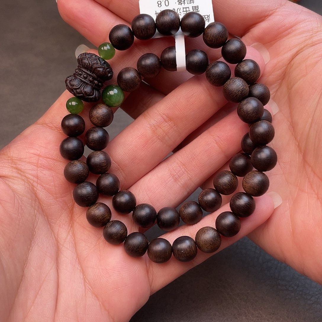 沉香碎屑沉香阿**啊➕沉香佛珠越南芽庄白棋楠雷击沉水料0.8