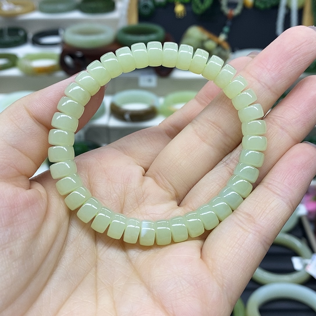 和田玉未镶嵌手链