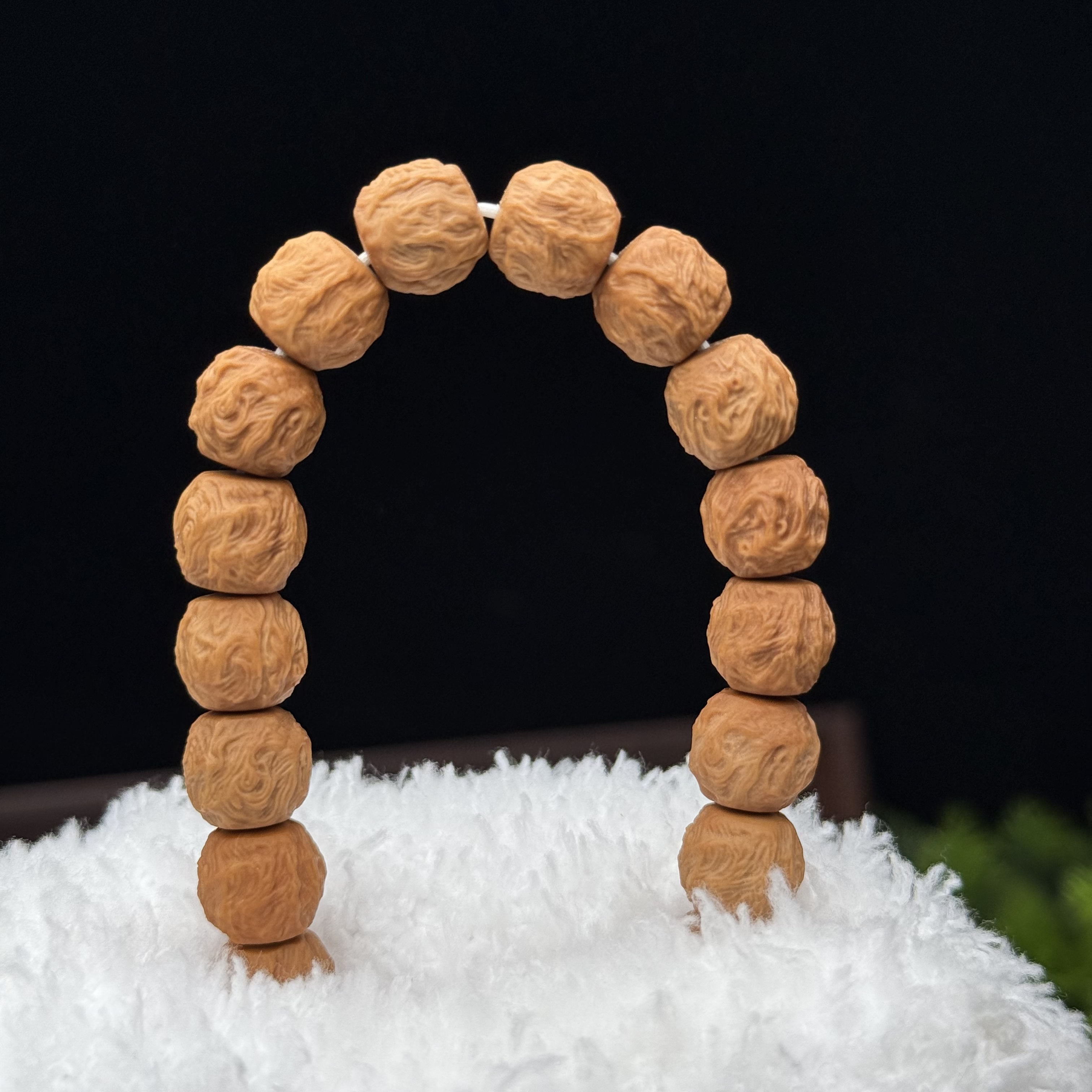 【龙蛇之变】S级猴头核桃手工雕刻毕业款手串