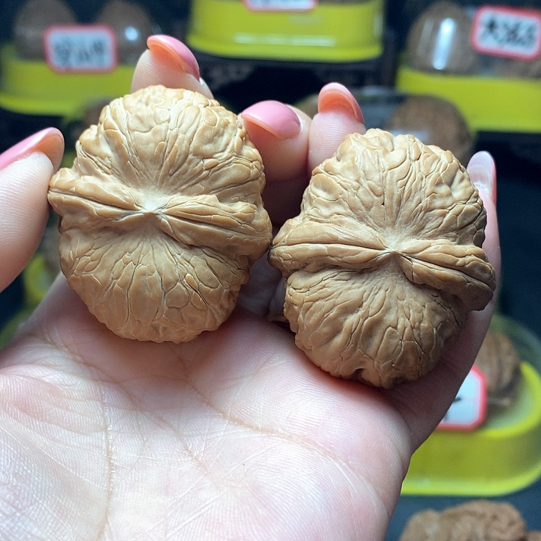 文玩核桃把件3号元宝44尺全品