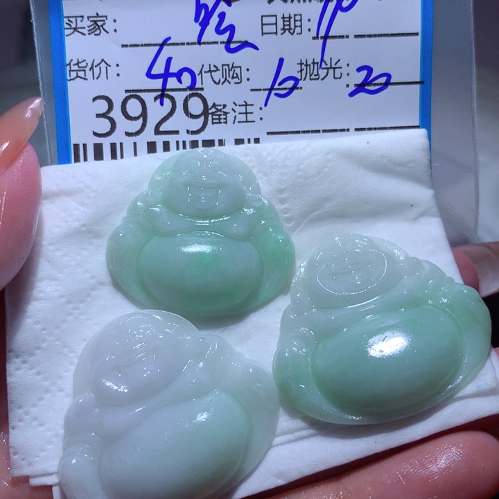 翡翠未镶嵌颈饰哈*