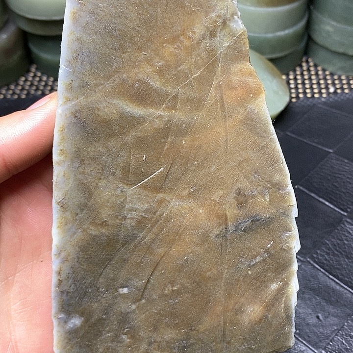 和田玉毛料未镶嵌