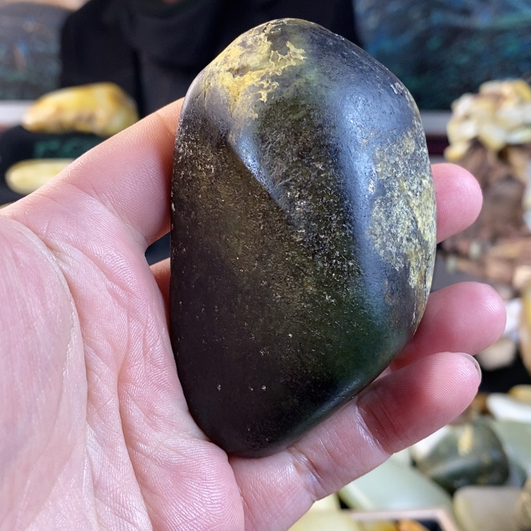 和田玉未镶嵌珠宝奇石