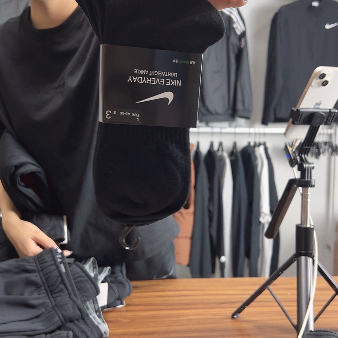 黑色袜子42-46码不退换