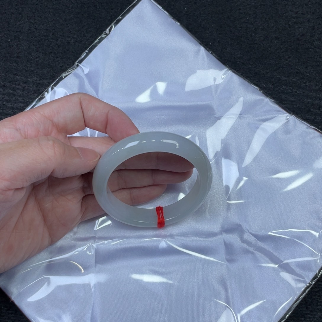 翡翠手镯未镶嵌50.8正圈