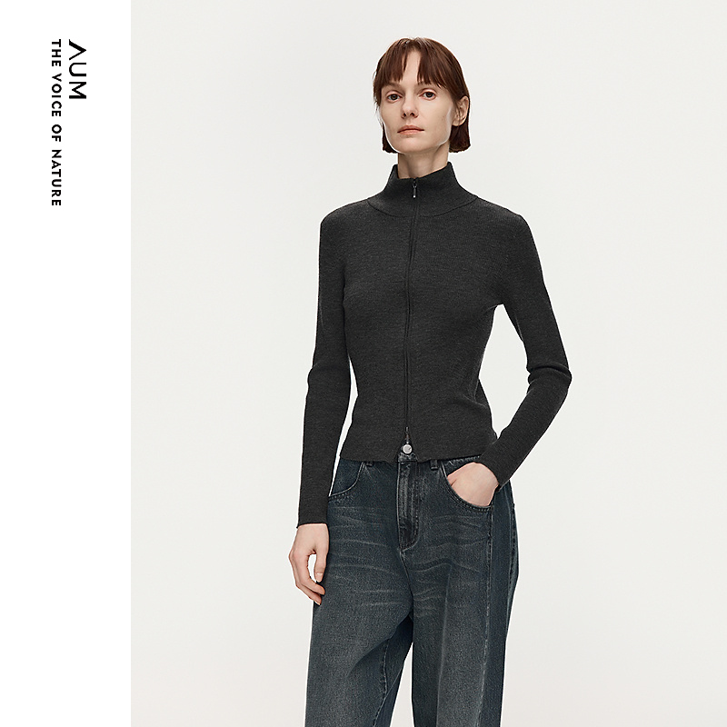 AUM/噢姆秋冬精纺羊毛一衣多穿黑色内搭高领针织开衫女M1GB1W56M