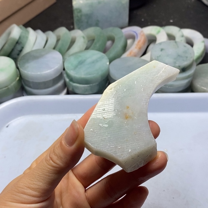 翡翠裸石翡翠边角料