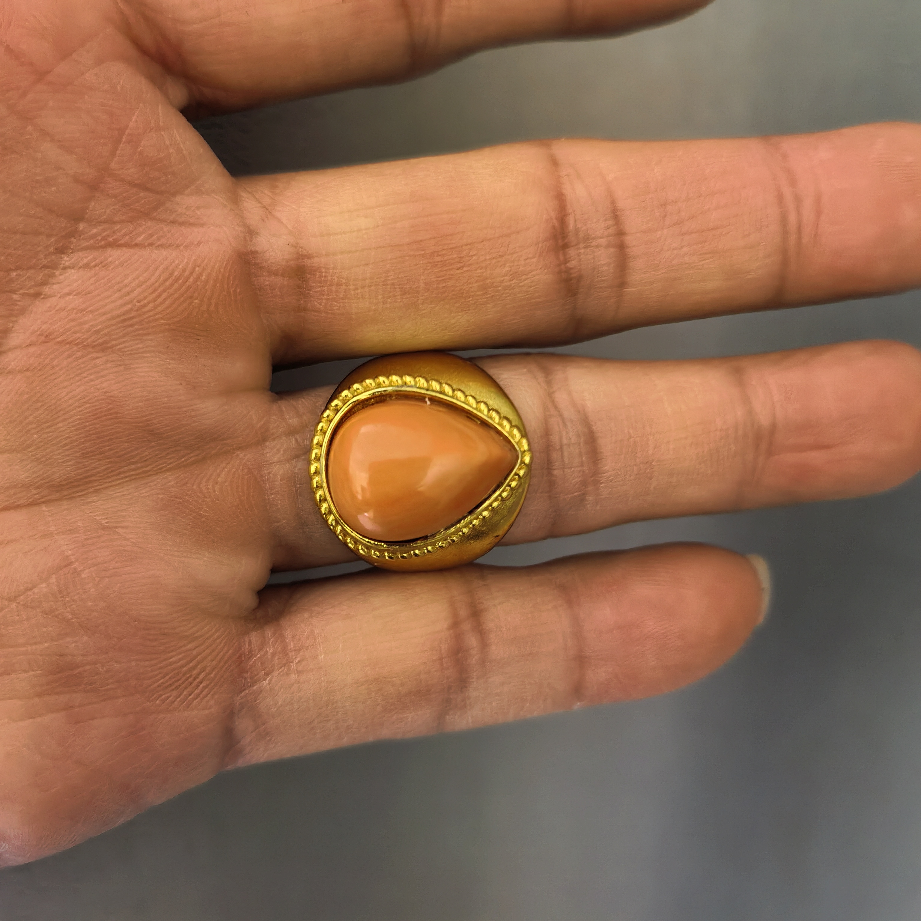 黄铜亚克力戒指 气质新款百搭首饰金色欧美风大小可调戒指