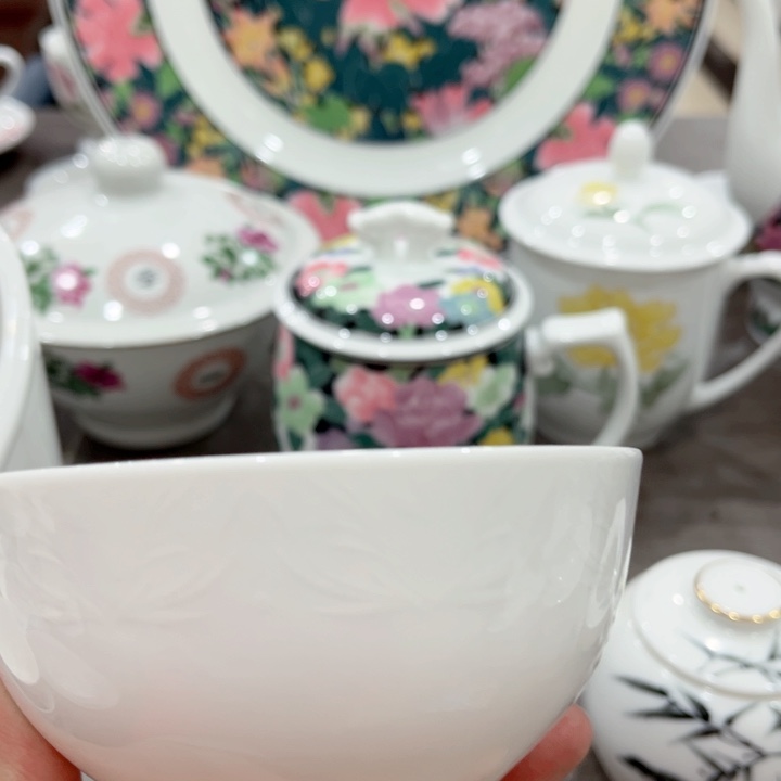 壶秞下彩瓷的工艺制作