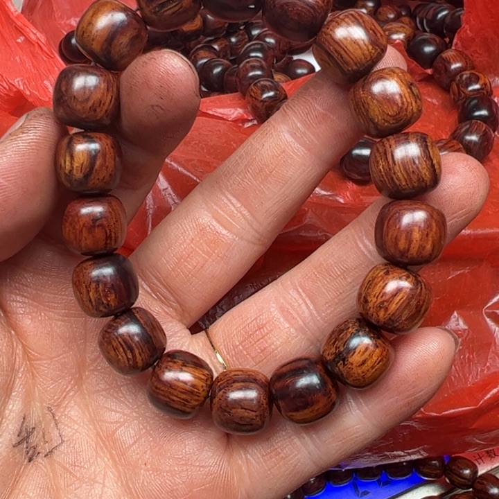 藤类海南红降12老型微瑕