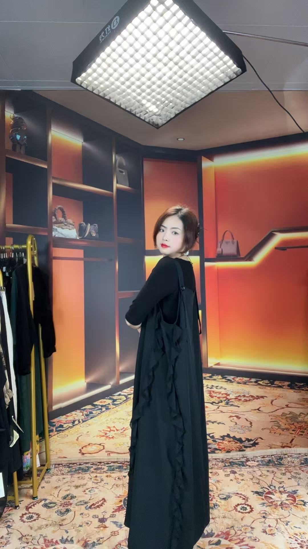 88986荷叶边拼接背带裙经典百搭连衣裙大码显瘦遮肉时尚减龄