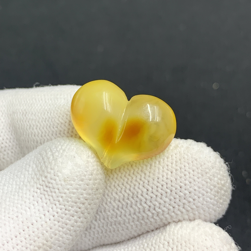 P1202保真原矿俄料尺寸20.6*15.6mm蜜蜡屁桃爱心单颗隔珠支持复检