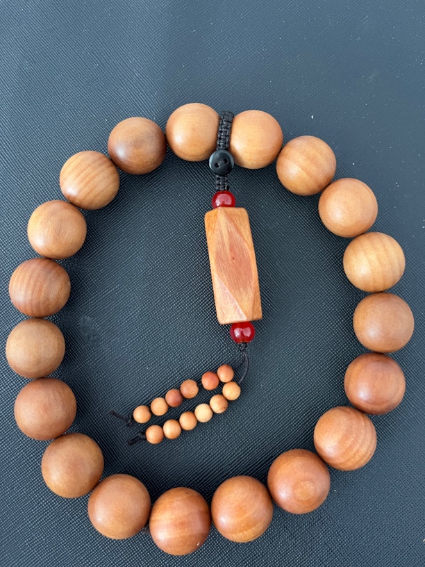 712沉木圆珠手串