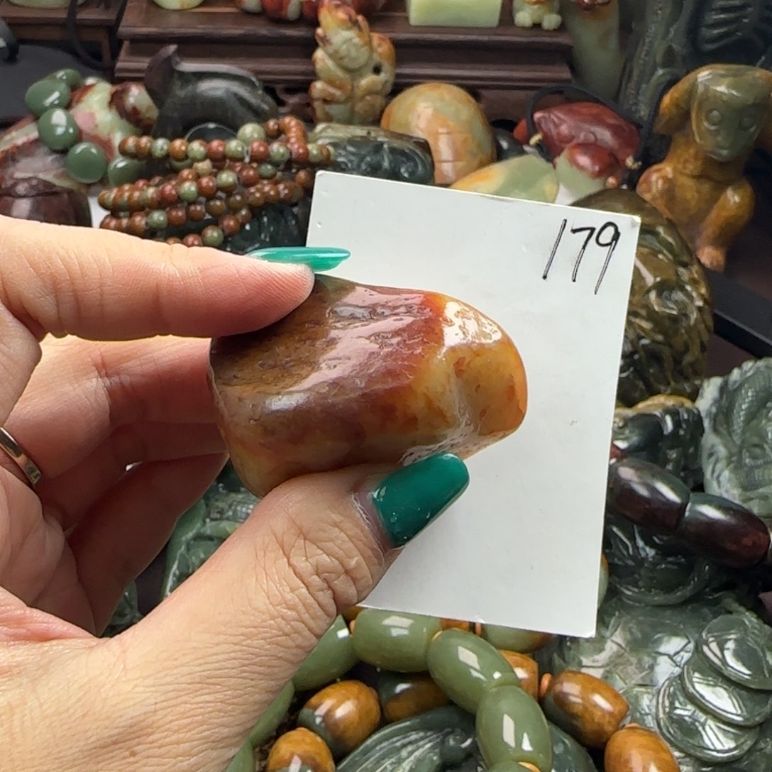 岫岩河磨玉（透闪石质玉）手把未镶嵌