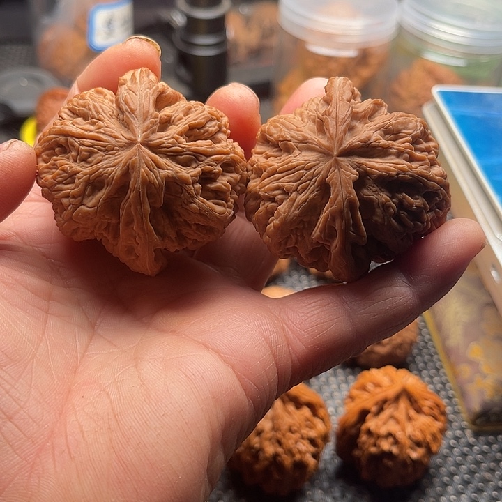 桃核把件全品大粗筋边51