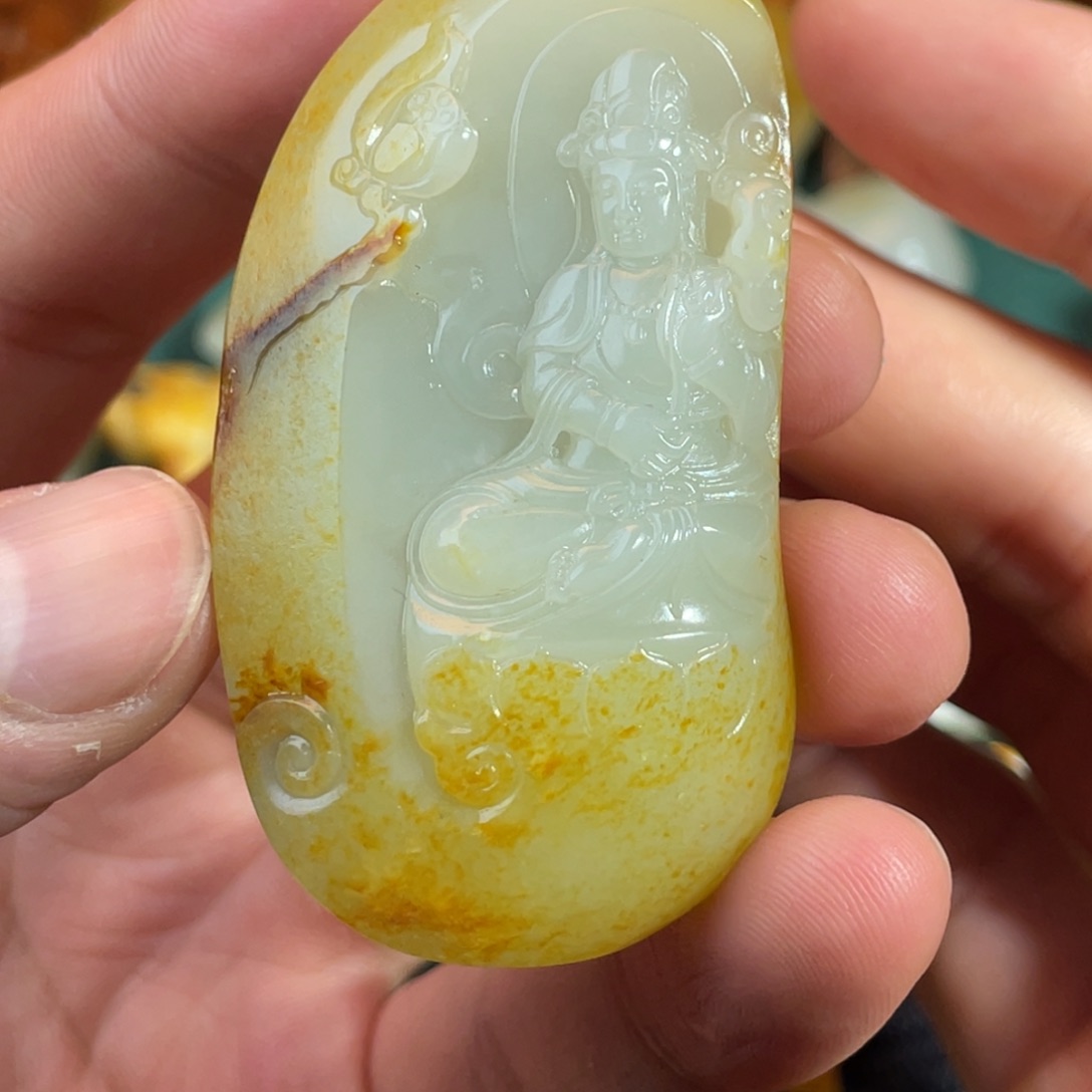 和田玉（糖玉）未镶嵌颈饰