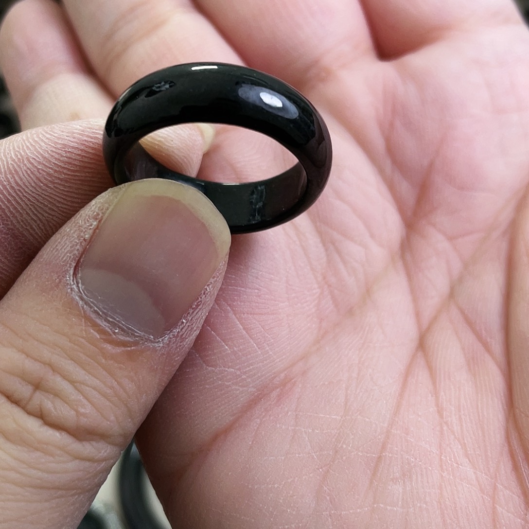 翡翠未镶嵌颈饰圈口都有