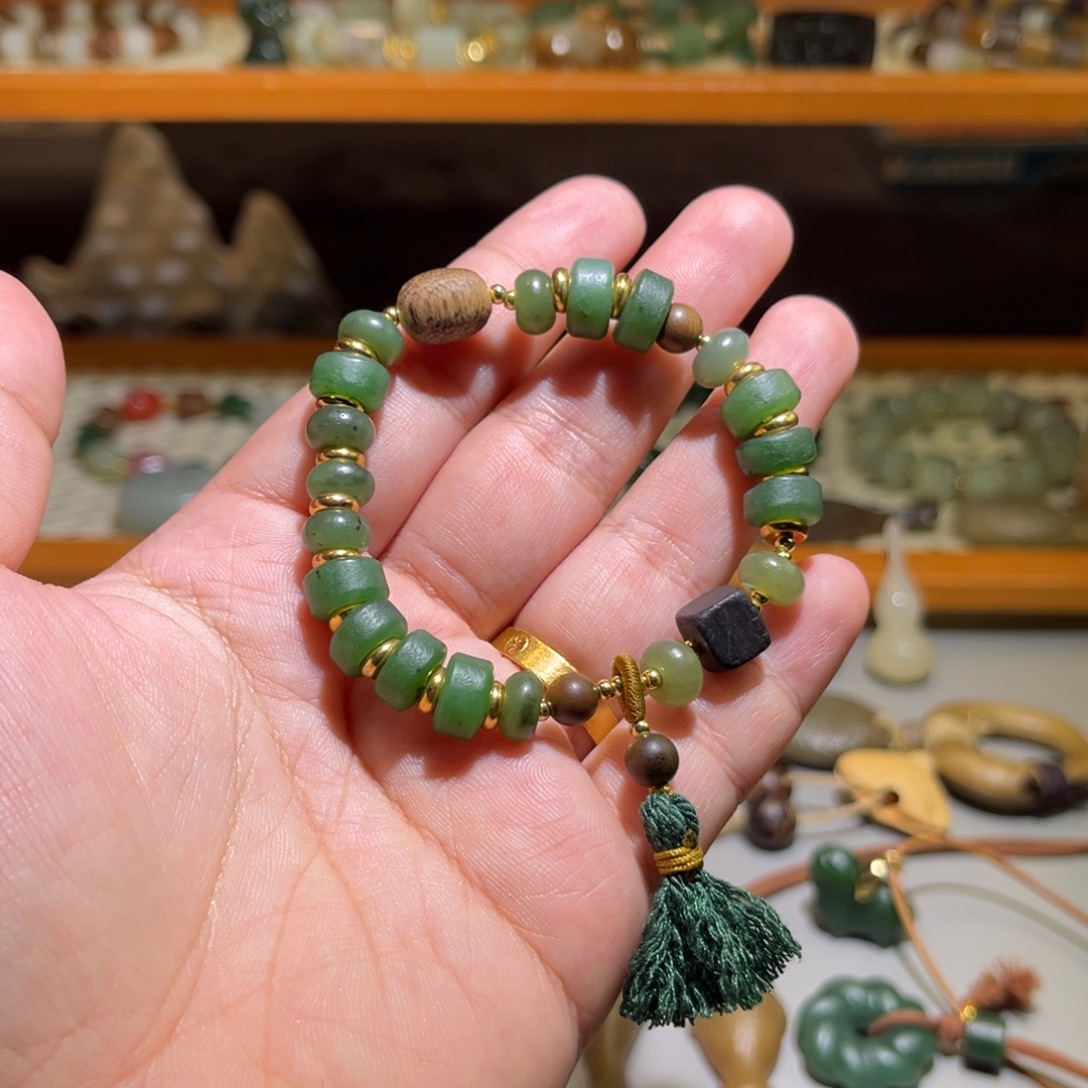 和田玉未镶嵌手链