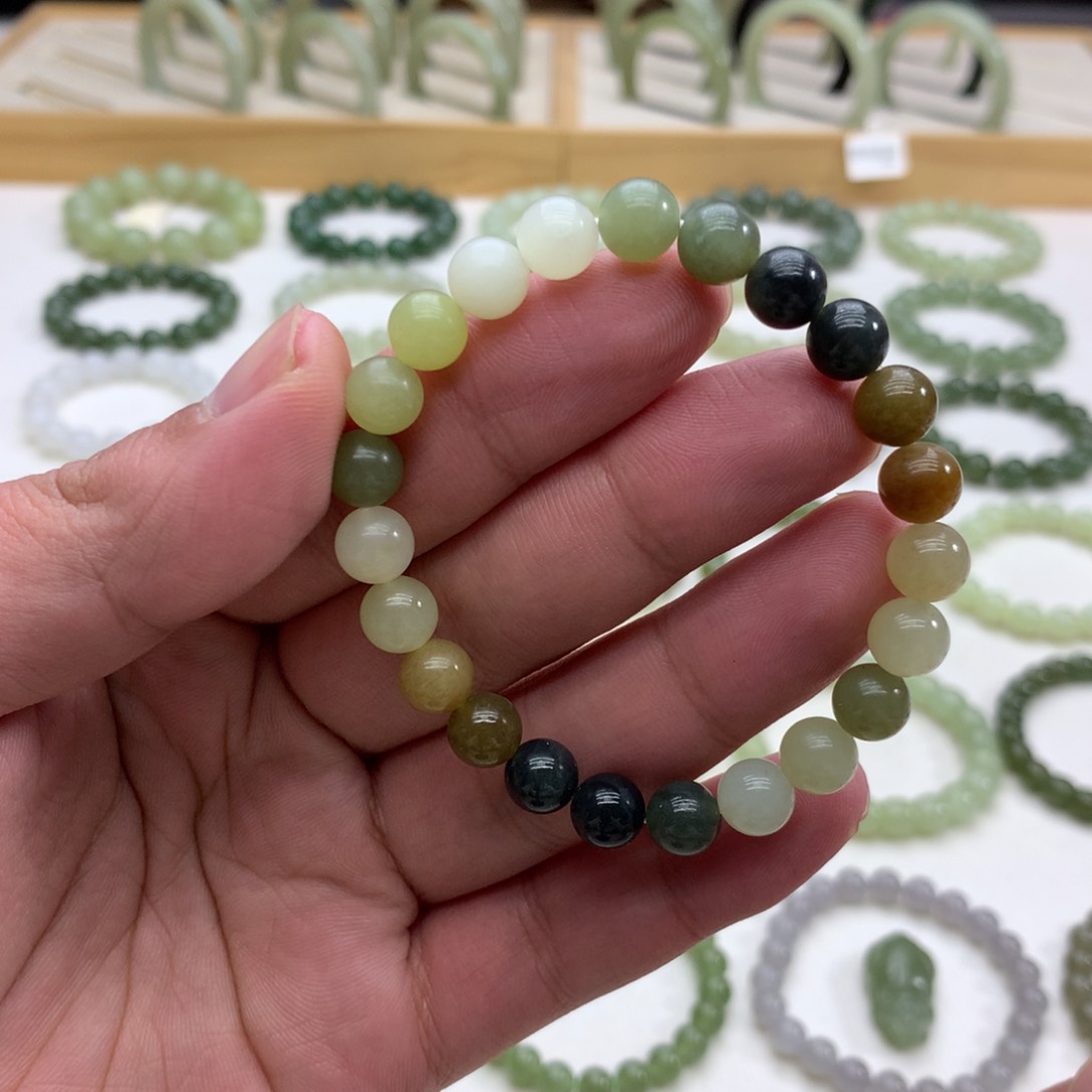 和田玉手串（渐变多宝8）未镶嵌