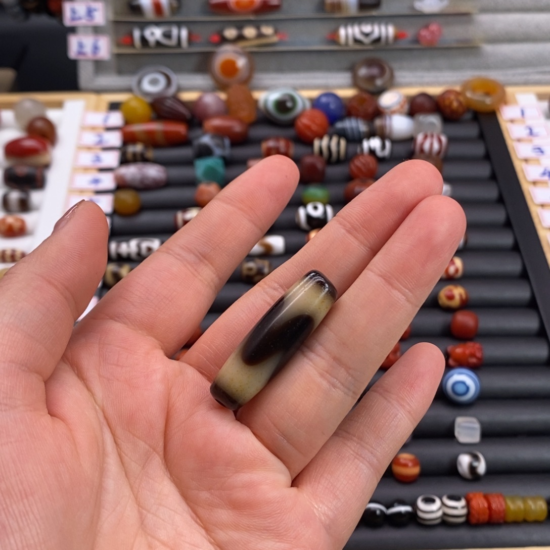 方***寸玛瑙/玉髓合金珠宝半成品