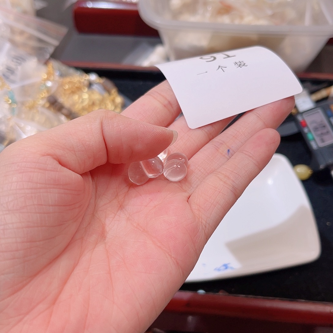 珠宝半成品未镶嵌水晶91 。       