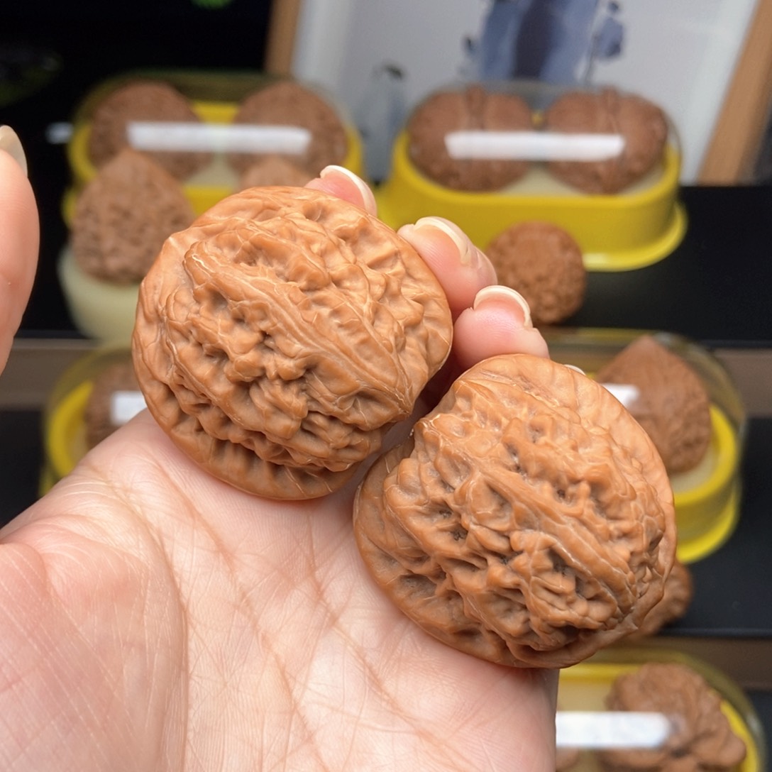 吊坠文玩核桃42红锦鲤