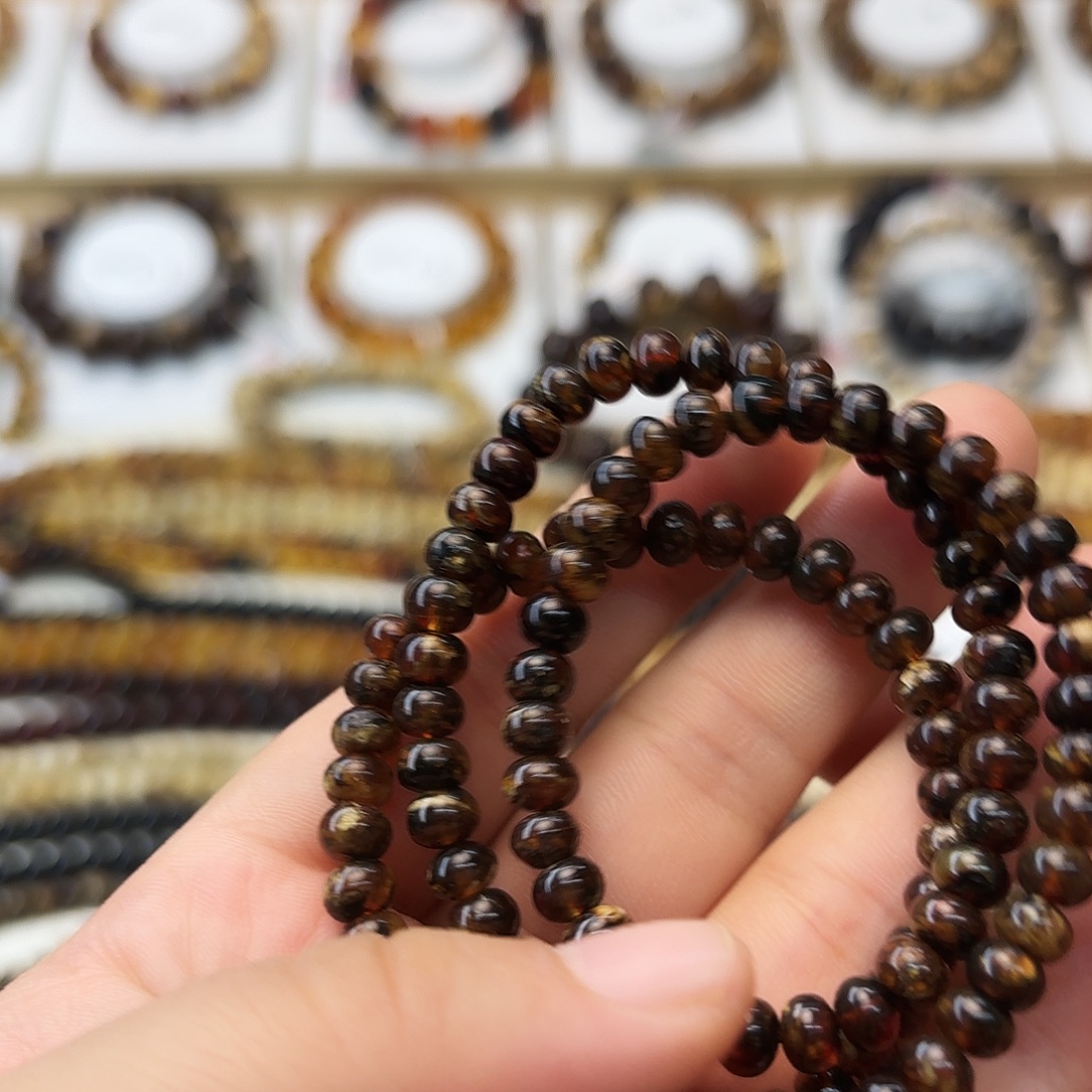 琥珀未镶嵌裸石六