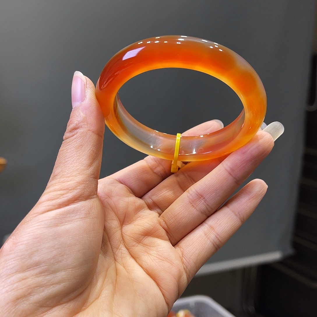 玛瑙/玉髓未镶嵌手镯