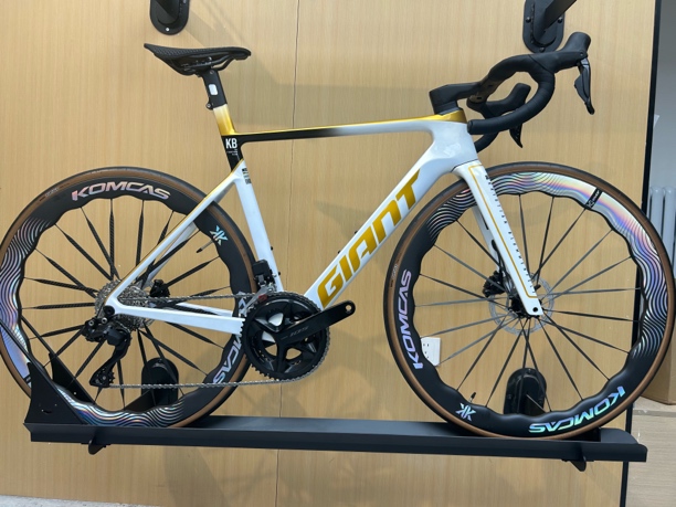 捷安特PP SL KB碳纤维公路车7170电变大石一体把祥云轮组