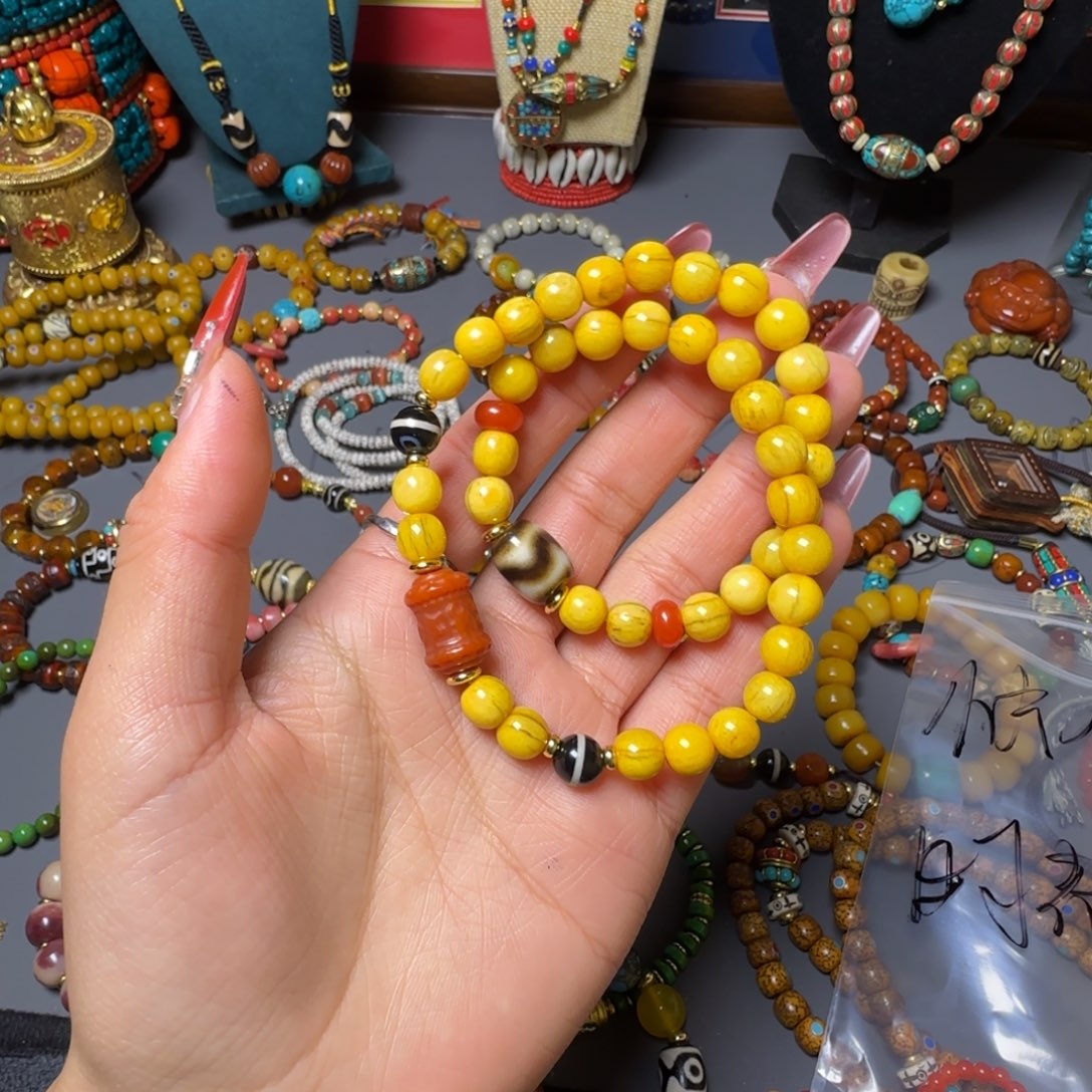 琉璃手工艺品快***?吊坠吊坠吊坠在吊坠