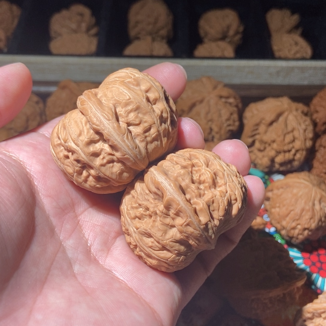 文玩核桃吊坠全品元宝44尺