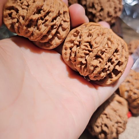 旺***奶文玩核桃吊坠46狮虎