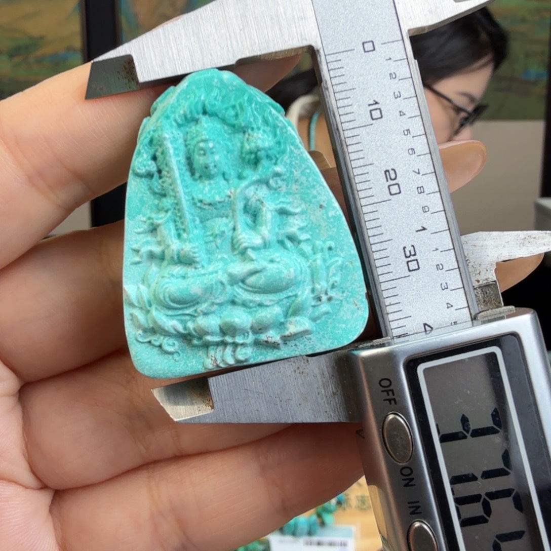 绿松石未镶嵌珠宝奇石