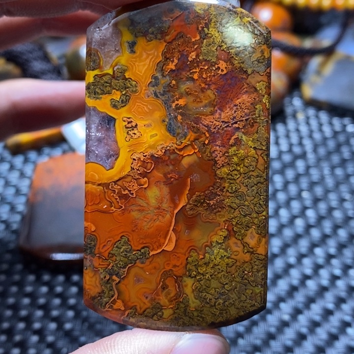 玛瑙/玉髓颈饰未镶嵌