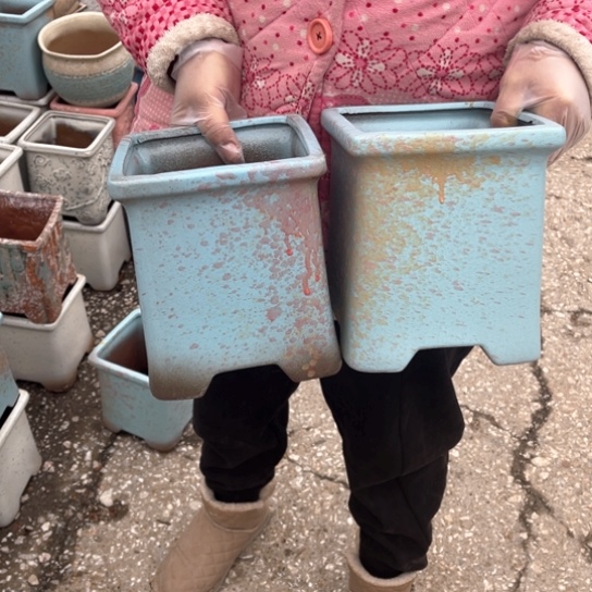 红陶口16高19瑕疵