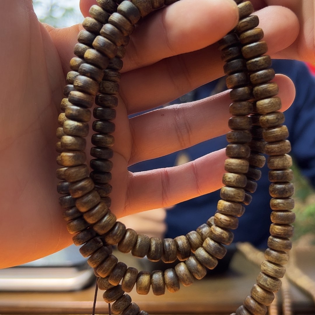 沉香手串白棋算盘珠多圈多样性发一条