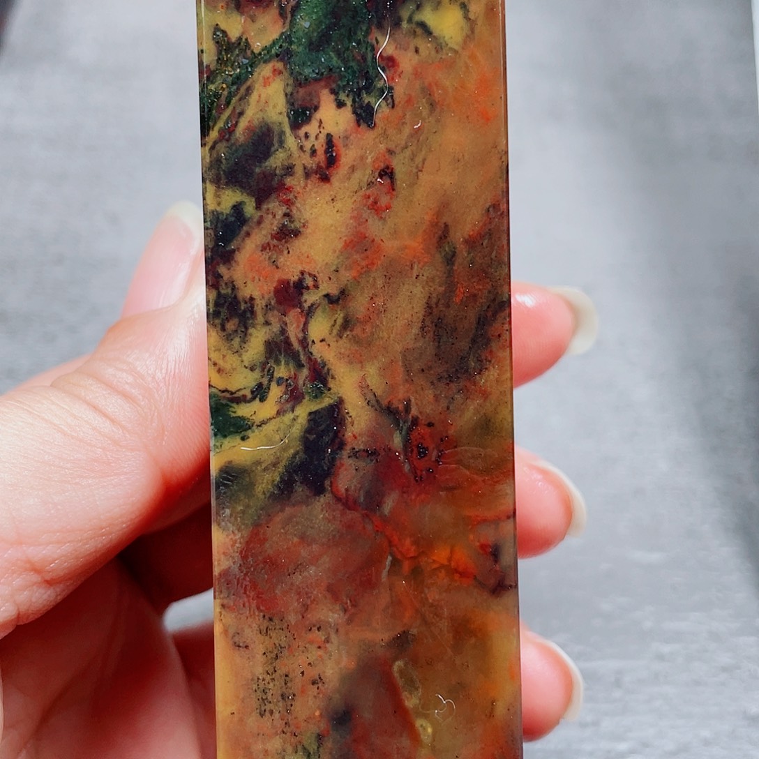 玉桂林鸡血玉印章镇尺6