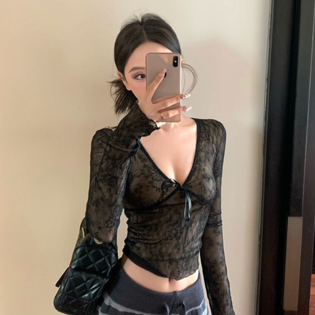纯欲紧身短款v领蕾丝衫女春季辣妹性感打底内搭气质长袖修身上衣 
