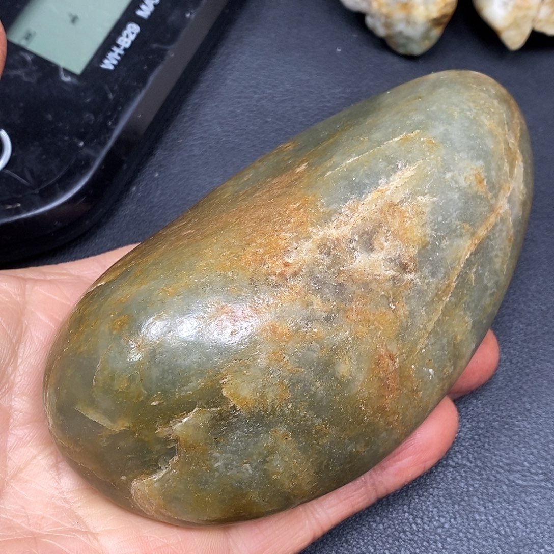 和田玉未镶嵌珠宝奇石