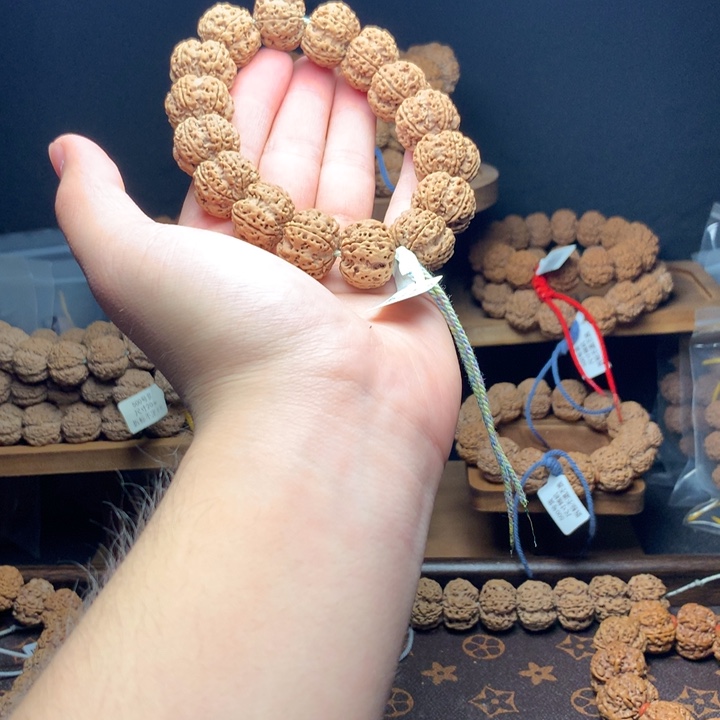 金刚菩提吊坠古龙蜂窝梅花双龙头货20mm