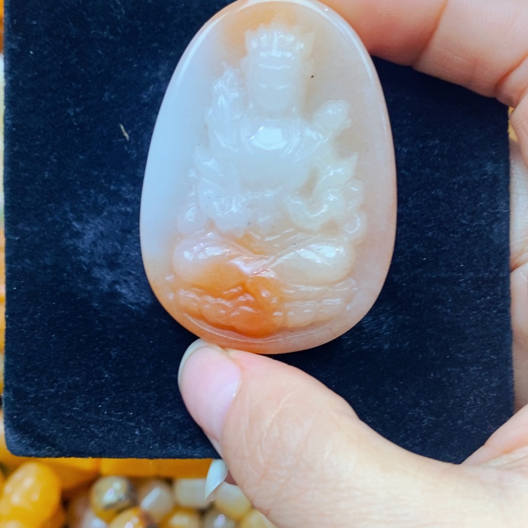 未镶嵌石英质玉（黄龙玉）吊坠(不含链)