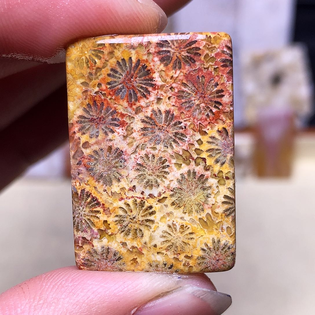 硅化玉珠宝奇石合金静**开