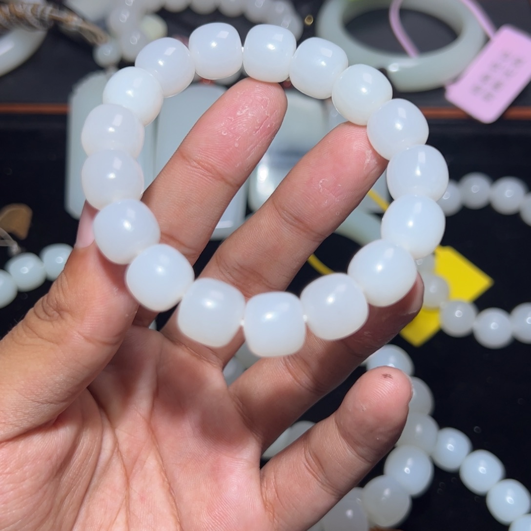 和田玉未镶嵌手链