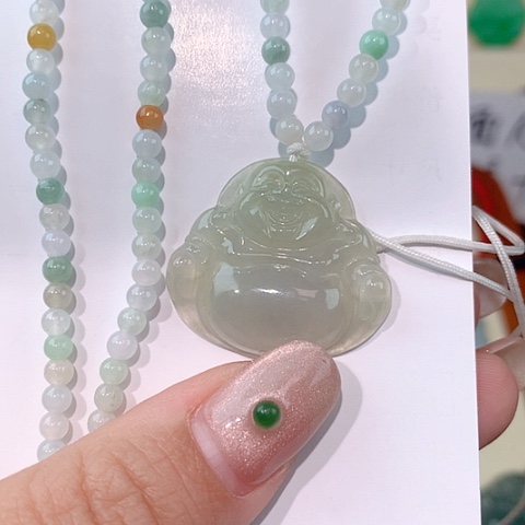 颈饰未镶嵌翡翠佛公一套