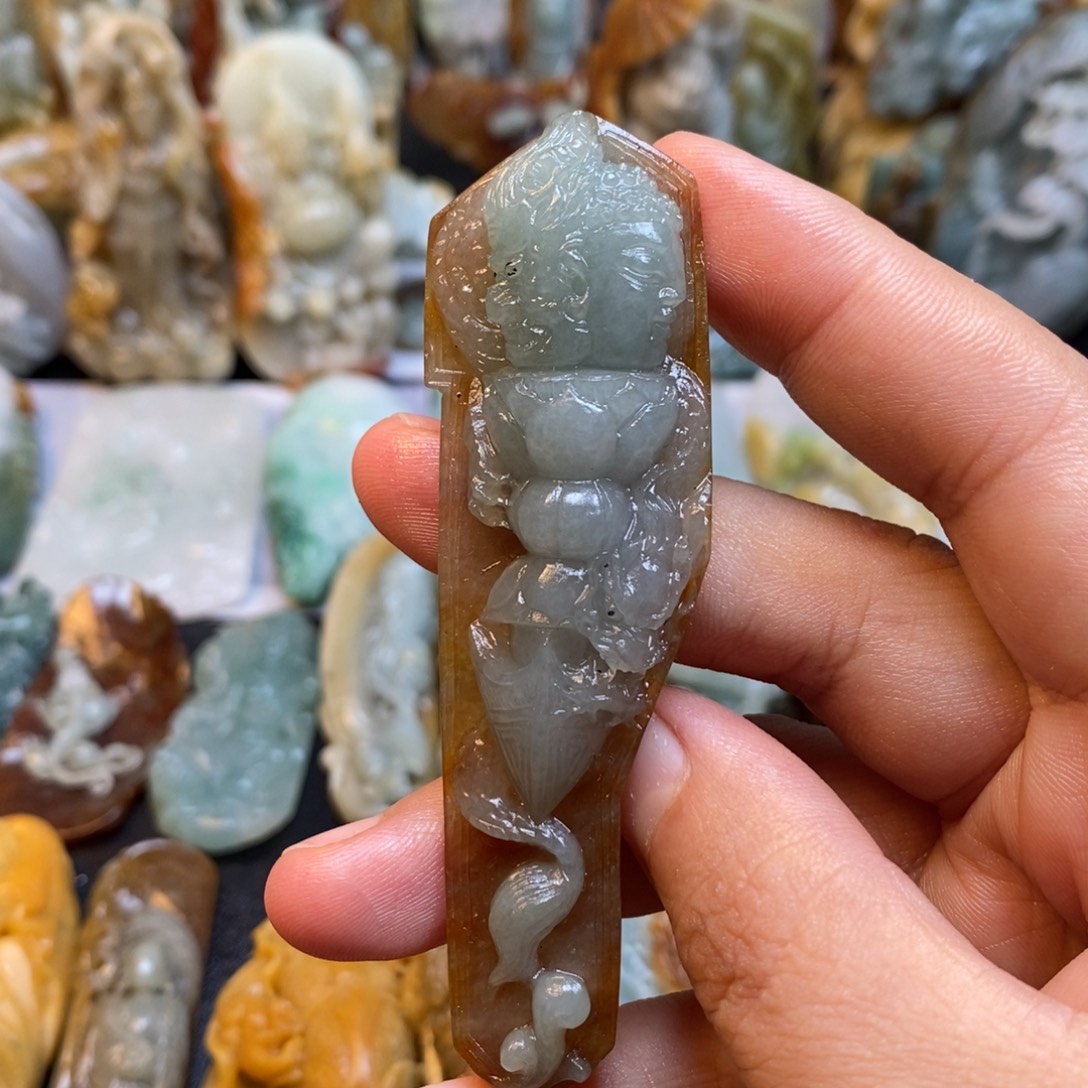 定制翡翠未镶嵌特色9