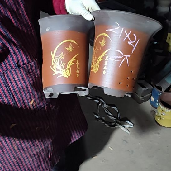 宜兴紫砂花盆清清楚了吗